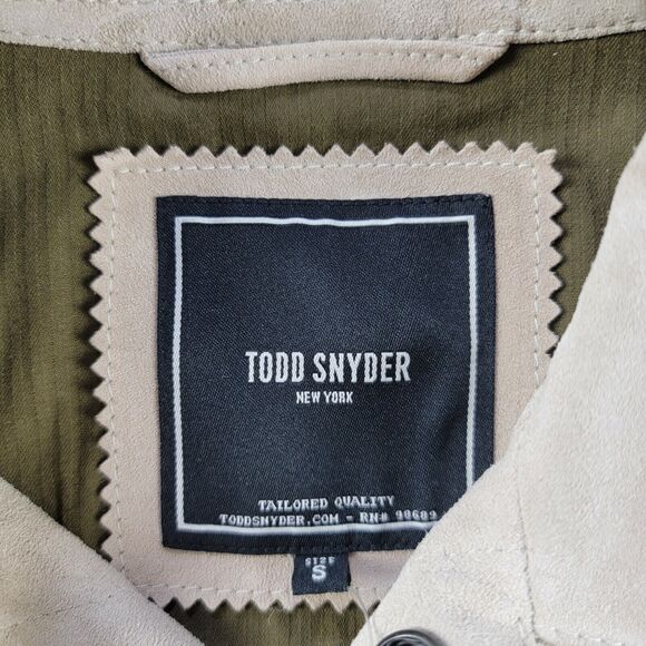 Todd Snyder Italian Suede Snap Dylan Jacket Sand Beige Size S NWT $998 *Flaw - Picture 8 of 14